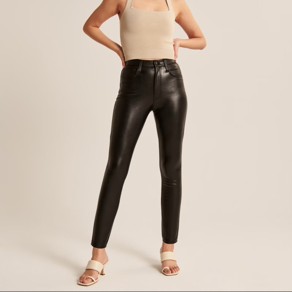 Abercrombie Vegan Leather Skinny Pant